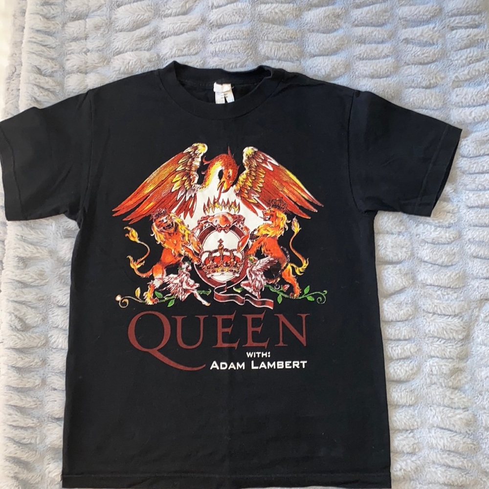 QUEEN WITH ADAM LAMBERT TOUR T SHIRT 2014 SIZE SMALL